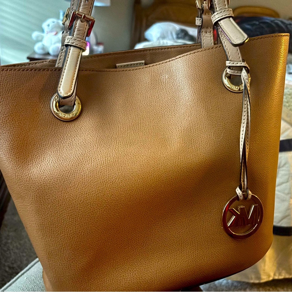 Michael Kors purse
